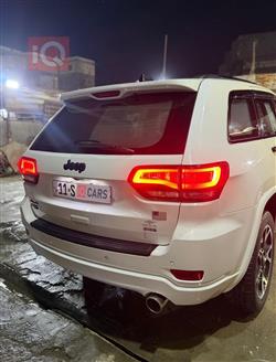 جیپ گراند شیرۆکی